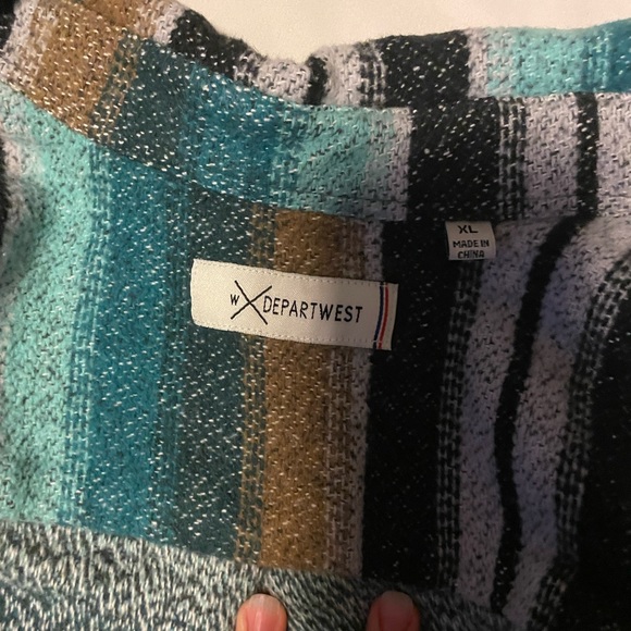 Men’s button Up - Picture 2 of 4